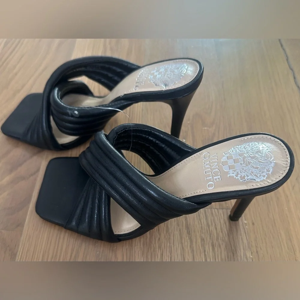 Vince Camuto Women's Sarendie Quilted Strap Sandal Slide size 6 - Picture 7 of 12